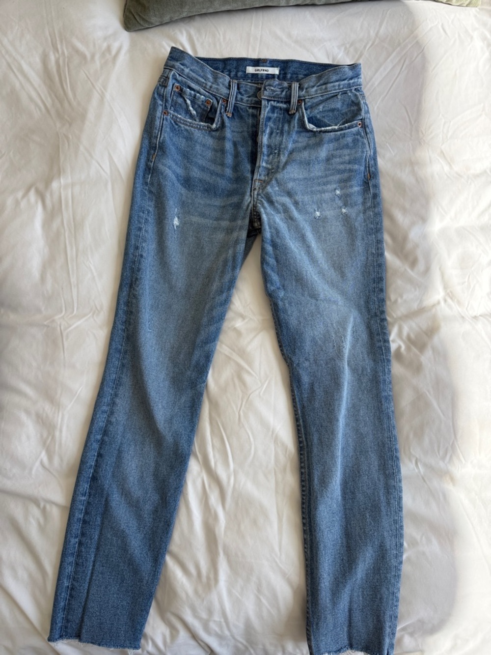 GRLFRND Karolina Straight-Leg Jean in color Last Dance